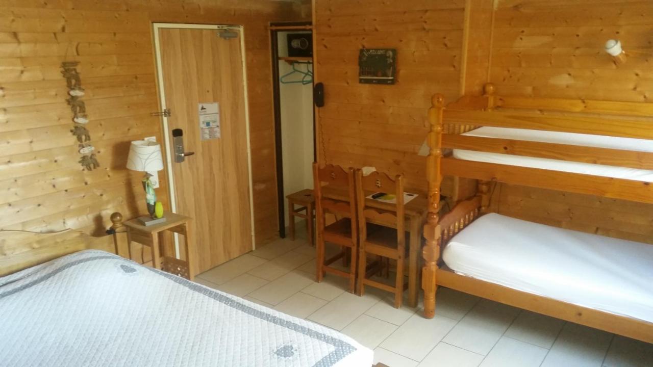 לה רוס Hotel Restaurant Le Yeti מראה חיצוני תמונה