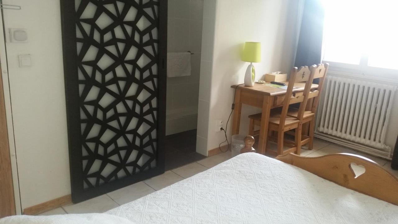 לה רוס Hotel Restaurant Le Yeti מראה חיצוני תמונה